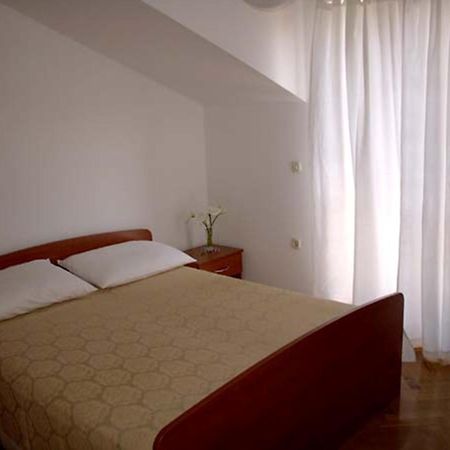 Apartments Vini And Ivana Sućuraj Zimmer foto